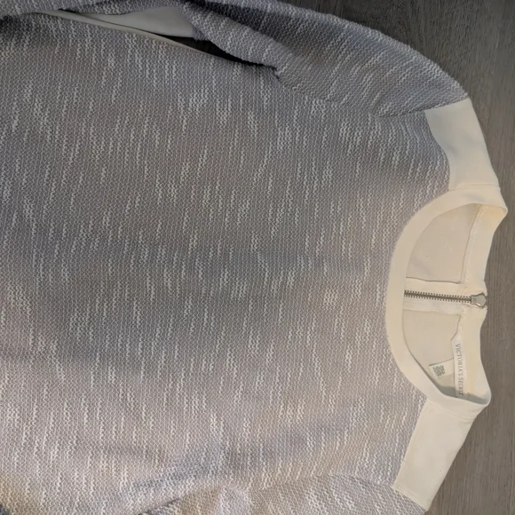 Victoria's Secret White Gray Silver Sparkle Tunic - Picture 3 of 10